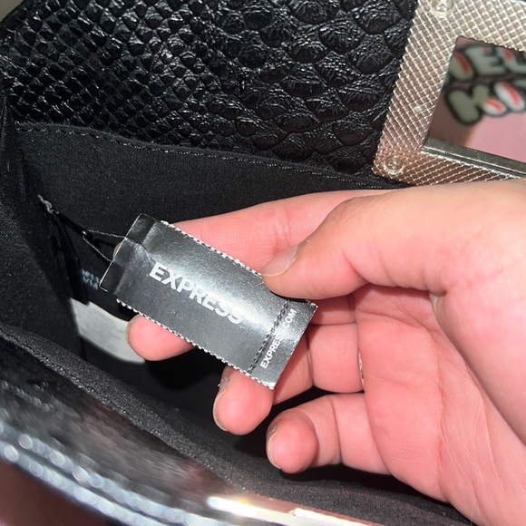 Express Hand bag - Picture 2 of 4